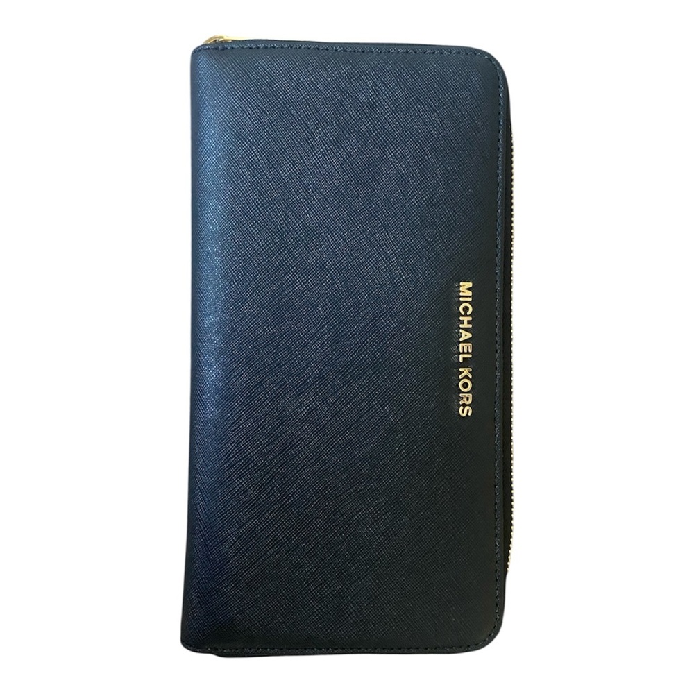Michael Kors Jet Set Travel Continental Wallet- Black Saffiano leather